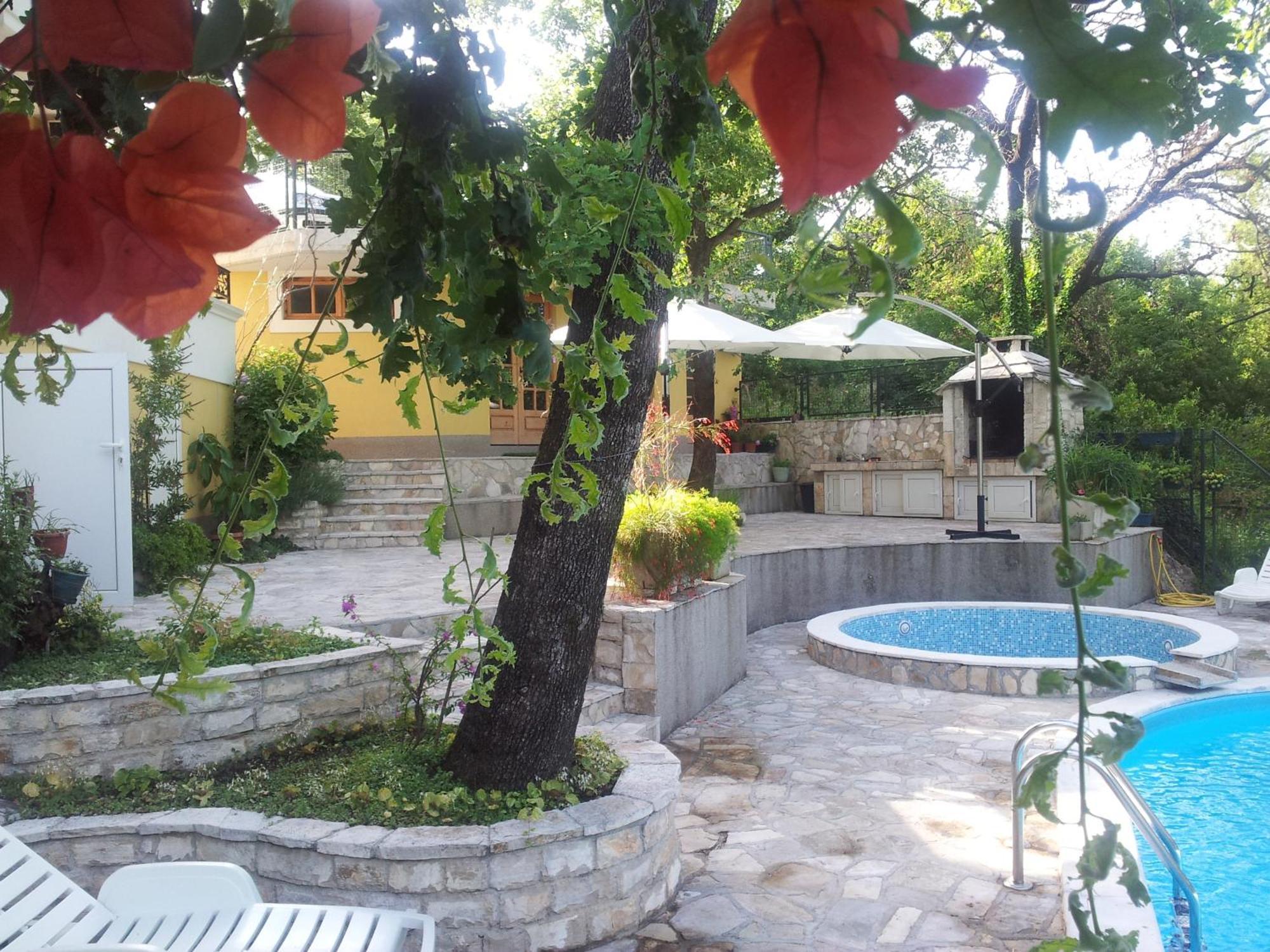Poolside Apartments Miljan I Ranko Херцег Нови Екстериор снимка