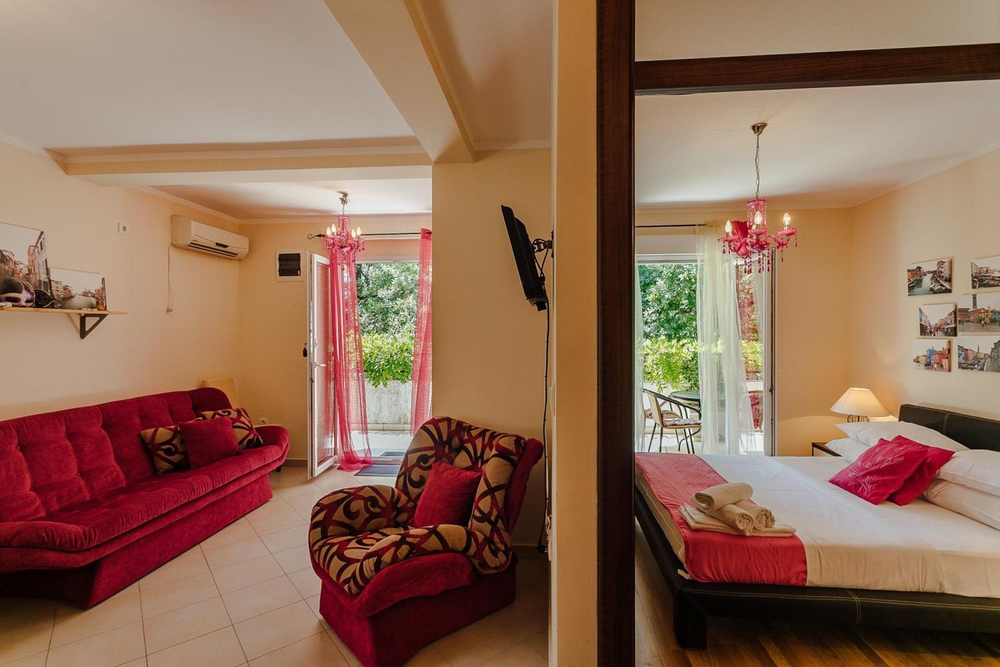 Poolside Apartments Miljan I Ranko Херцег Нови Стая снимка